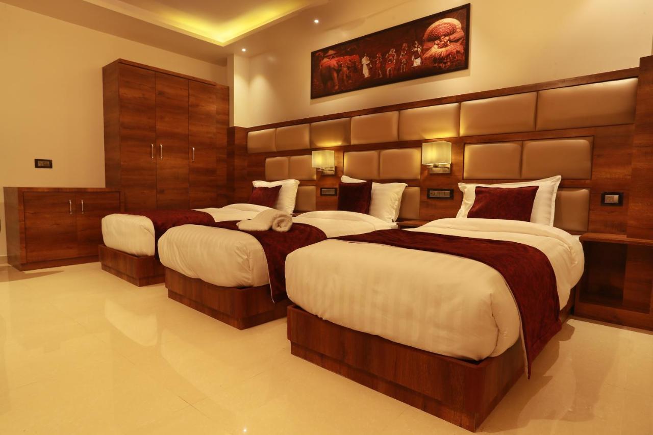 Aura One Hotel Kochi Kültér fotó