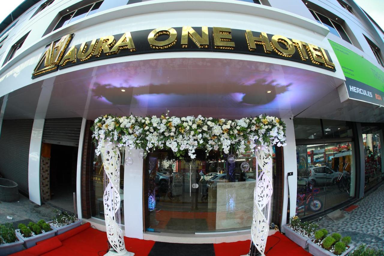 Aura One Hotel Kochi Kültér fotó