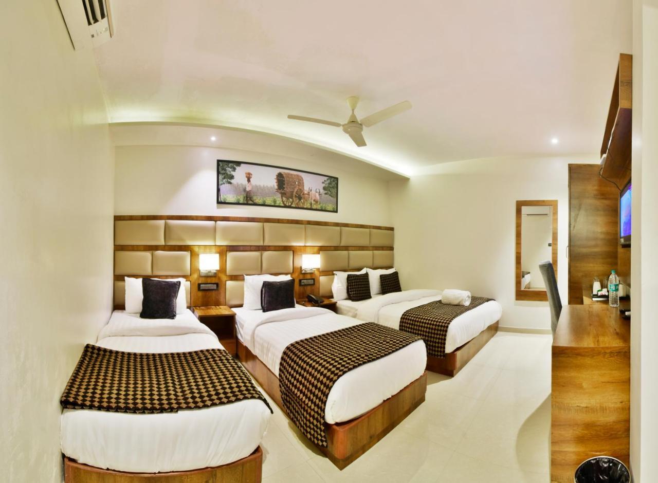 Aura One Hotel Kochi Kültér fotó