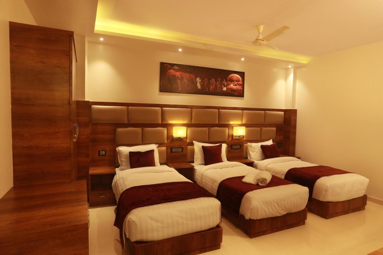 Aura One Hotel Kochi Kültér fotó