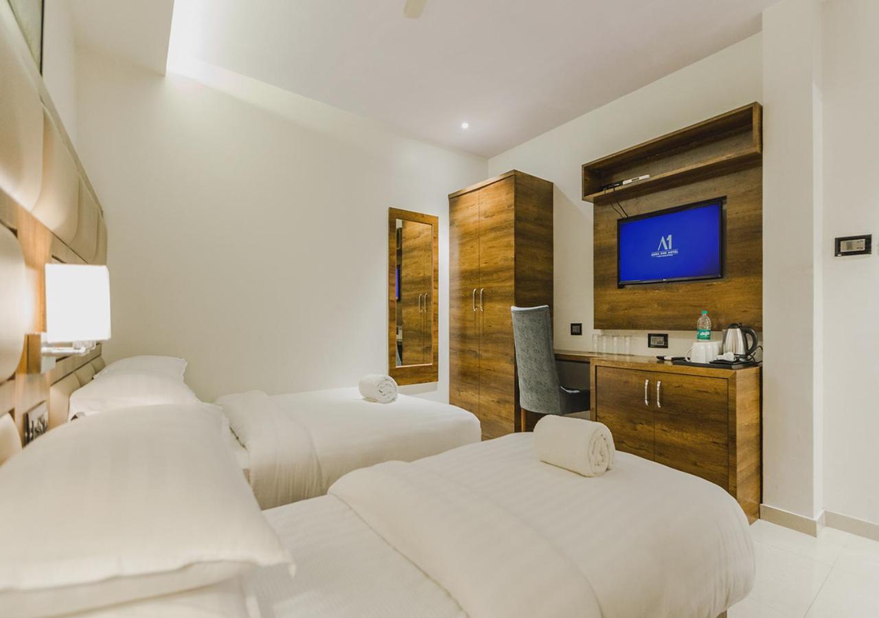 Aura One Hotel Kochi Kültér fotó
