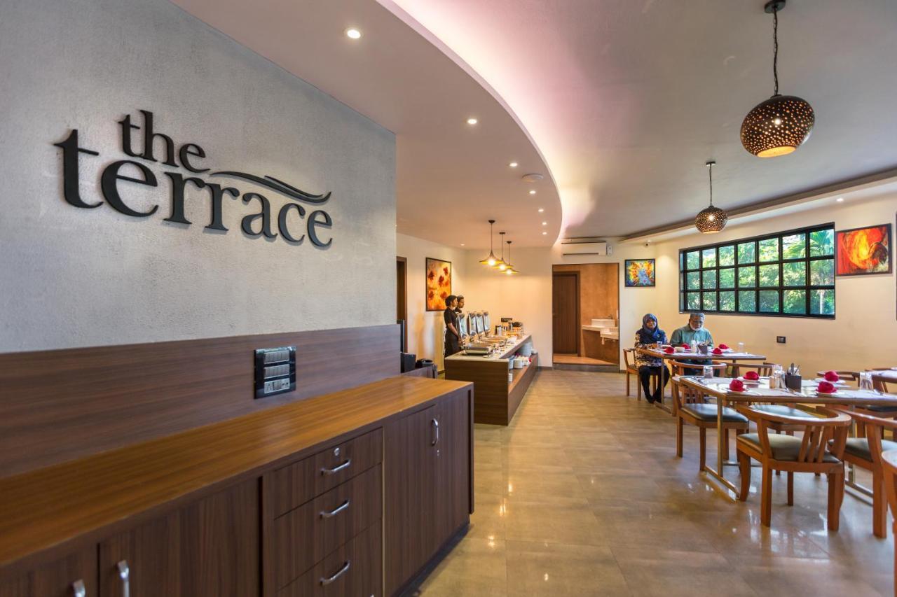 Aura One Hotel Kochi Kültér fotó